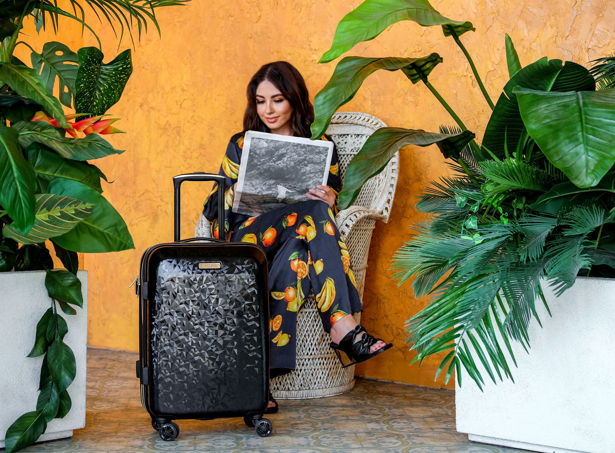 American Tourister Beau Monde 20-inch Hardside Spinner, Carry-On Luggage, One Piece