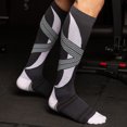 thumbnail image 4 of Calcetines de presión deportivos profesionales, adecuados para escalada al aire libre, calcetines para correr, saltar la cuerda, bádminton, 4 of 5