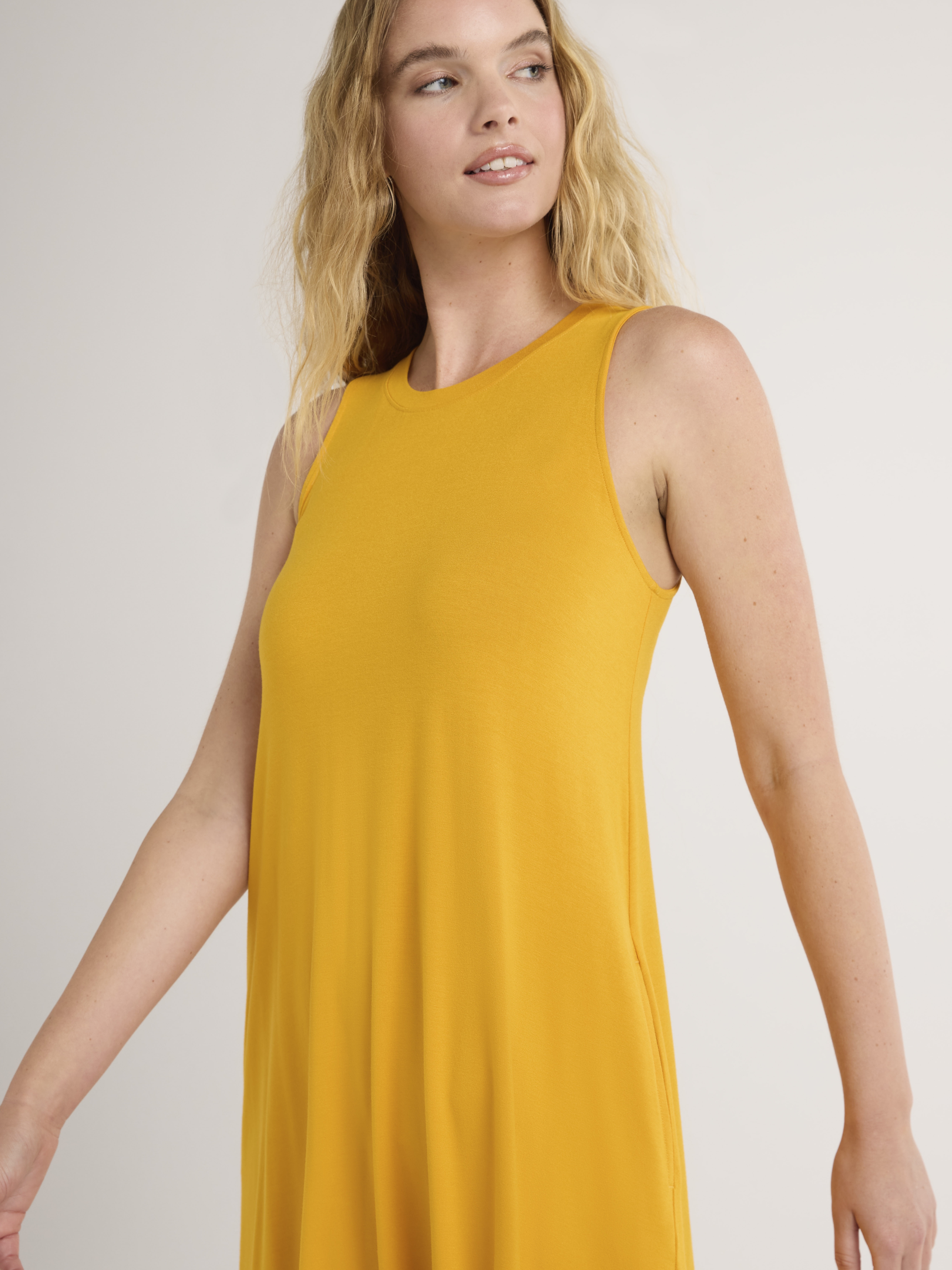 Time and Tru Women’s Sleeveless Knit Swing Dress, Sizes XS-XXXL