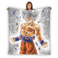 thumbnail image 2 of Goku Couverture Ultra Instinct, 2 of 3