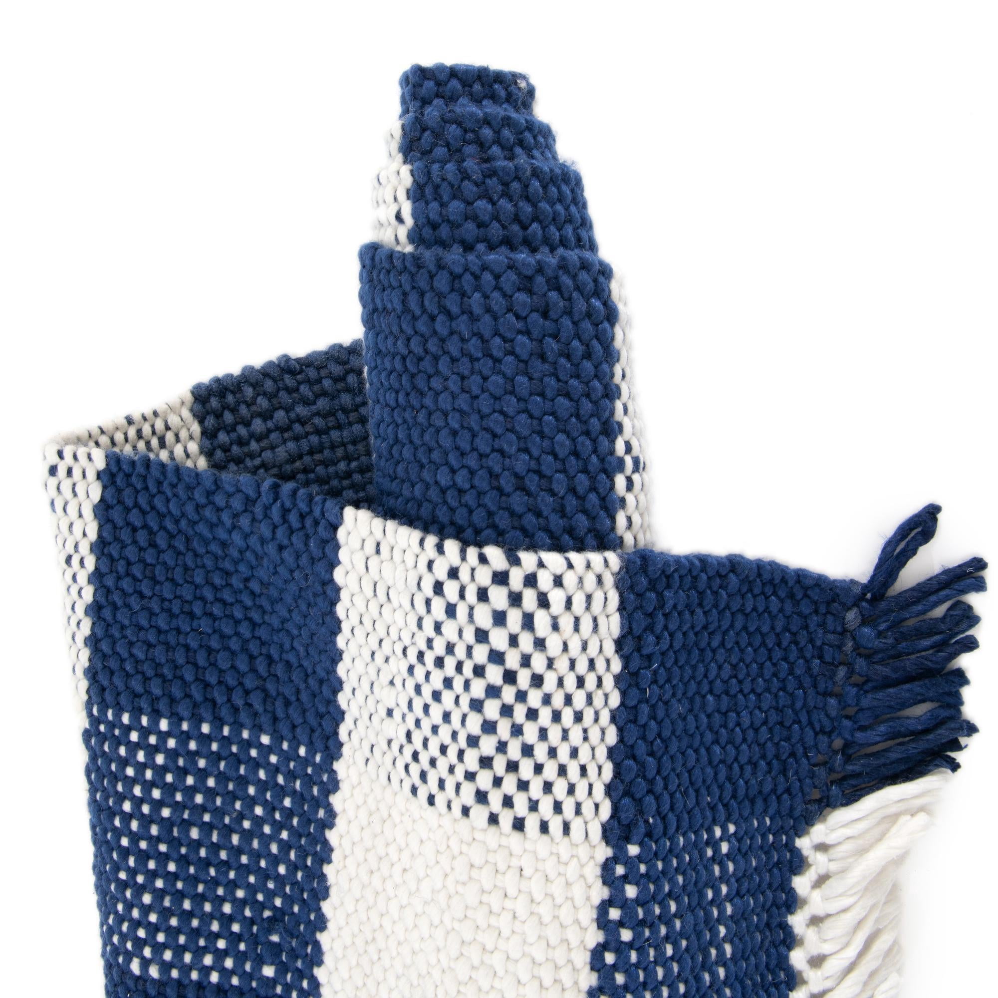 Unique Loom Eco Plaid Indoor Outdoor Washable Collection Area Rug - Balmoral (4' 1" x 6' 1" Rectangle Navy Blue/Ivory)