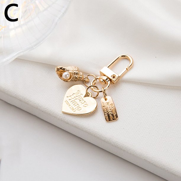 LLavero de colgante de concha de corazón para mujer y niña, etiqueta de letra elegante a la moda, llavero de perlas de imitación, llavero colgante para bolso Tan Jianjun unisex