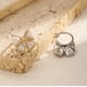 thumbnail image 5 of Arete Ear Cuff Moño Con Perlas Y Cristales, Sin Perforación, 5 of 5