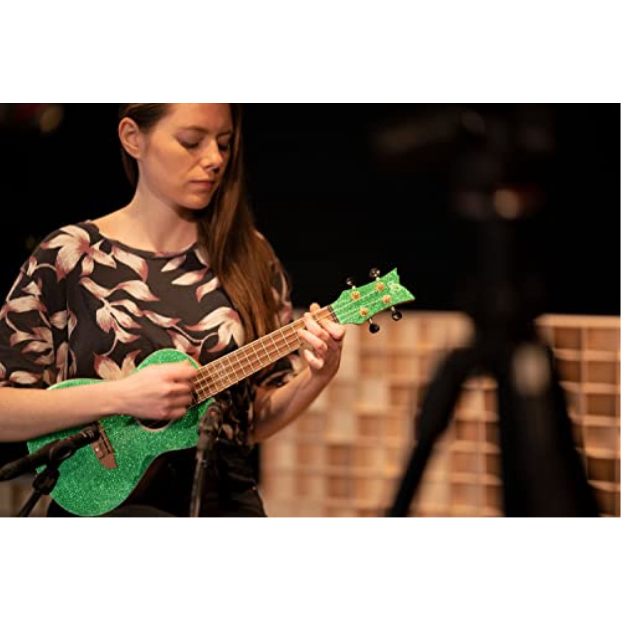 Element Series Concert Ukulele with Bag