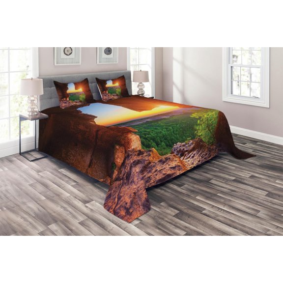 Ambesonne Landscape Quilted Coverlet 3 Pcs, Canyon at Sunset Time, King Size, Green Orange