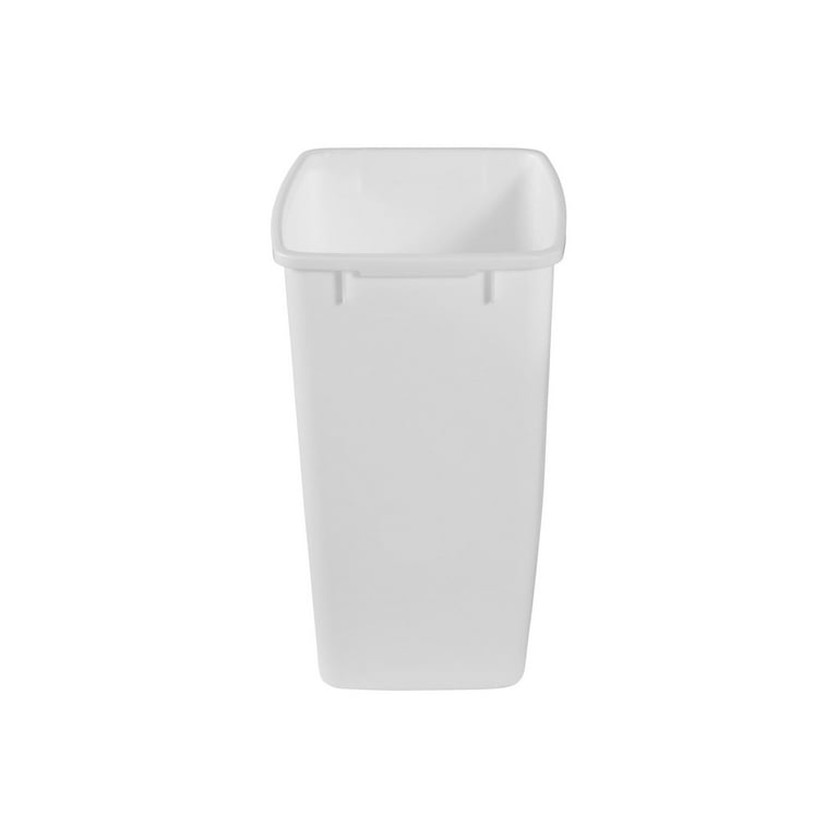 Used Rubbermaid Trash Cans - Welter Storage