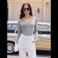 thumbnail image 4 of Camiseta Básica Ajustada de Punto Acanalado con Cuello en V y Larga para Mujer Gris XL, 4 of 7