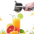 thumbnail image 4 of Exprimidor manual de jugo de acero inoxidable, exprimidor de limón, cítricos, lima y naranja, exprimidor de jugo resistente con mango ergonómico, exprimidor de cocina multifuncional, 4 of 5