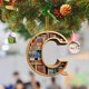 thumbnail image 2 of Adornos de árbol de Navidad con forma de libro, colgante de estantería con forma de letra, adorno de bibliotecario para amantes de los libros, adorno de acrílico para Navidad, regalo para amantes de l, 2 of 7