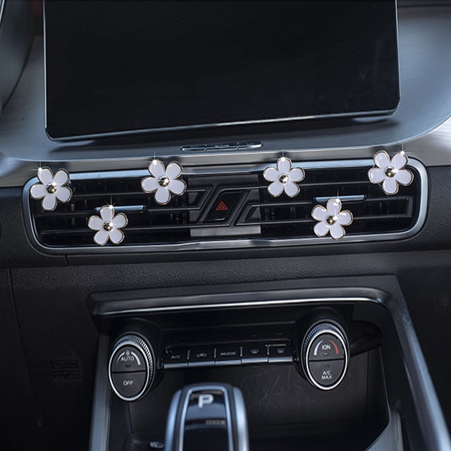 Desktop Decor Little Daisy Car Air Aromatherapy Clip Decorative Car Interior Accessories
