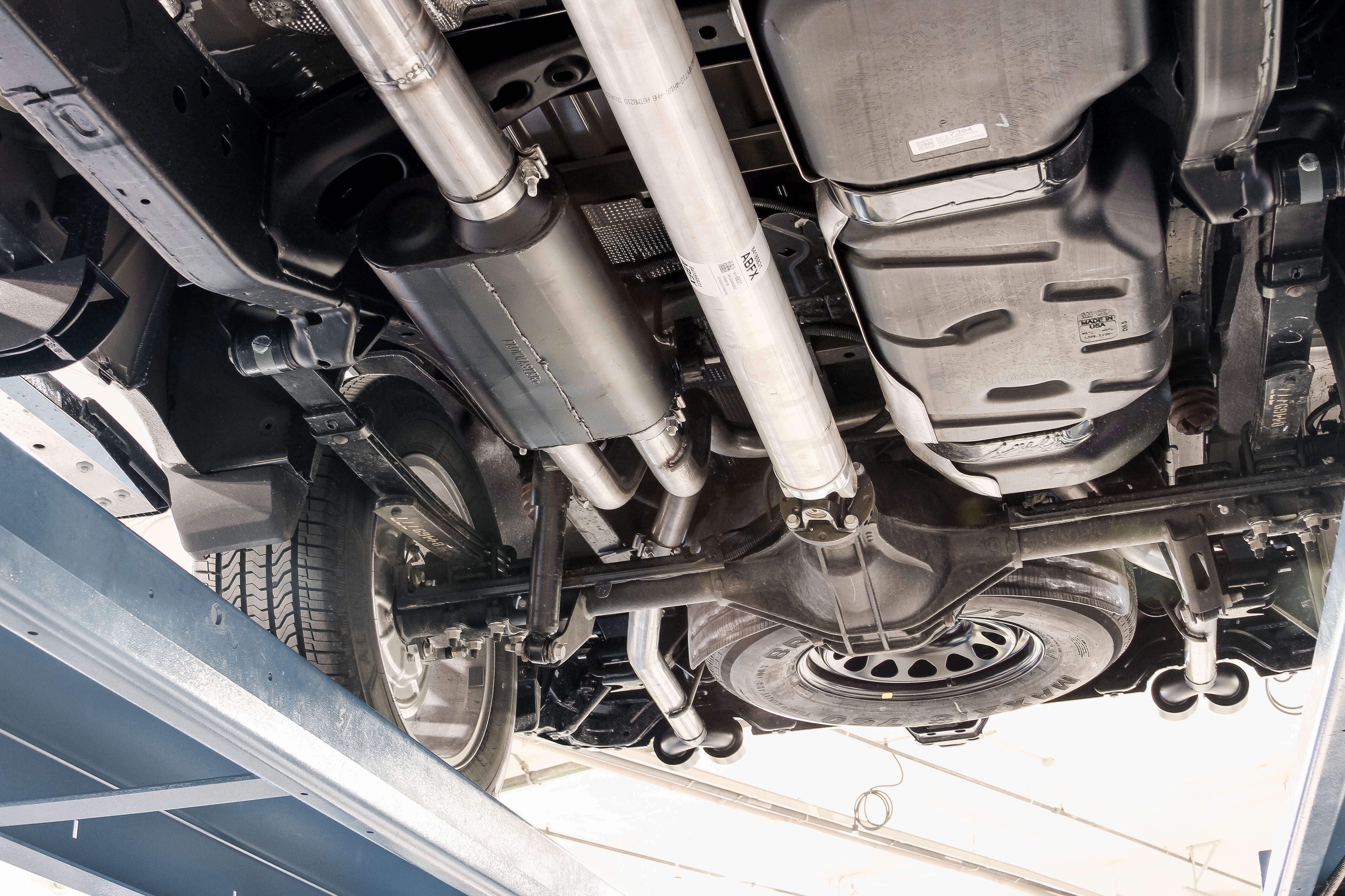 EXHAUST SYSTEM