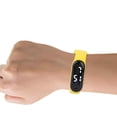 thumbnail image 2 of Pack Deportivo Xiaomi Mi Smart Band 6 (Beige, Amarillo y Verde), 2 of 5