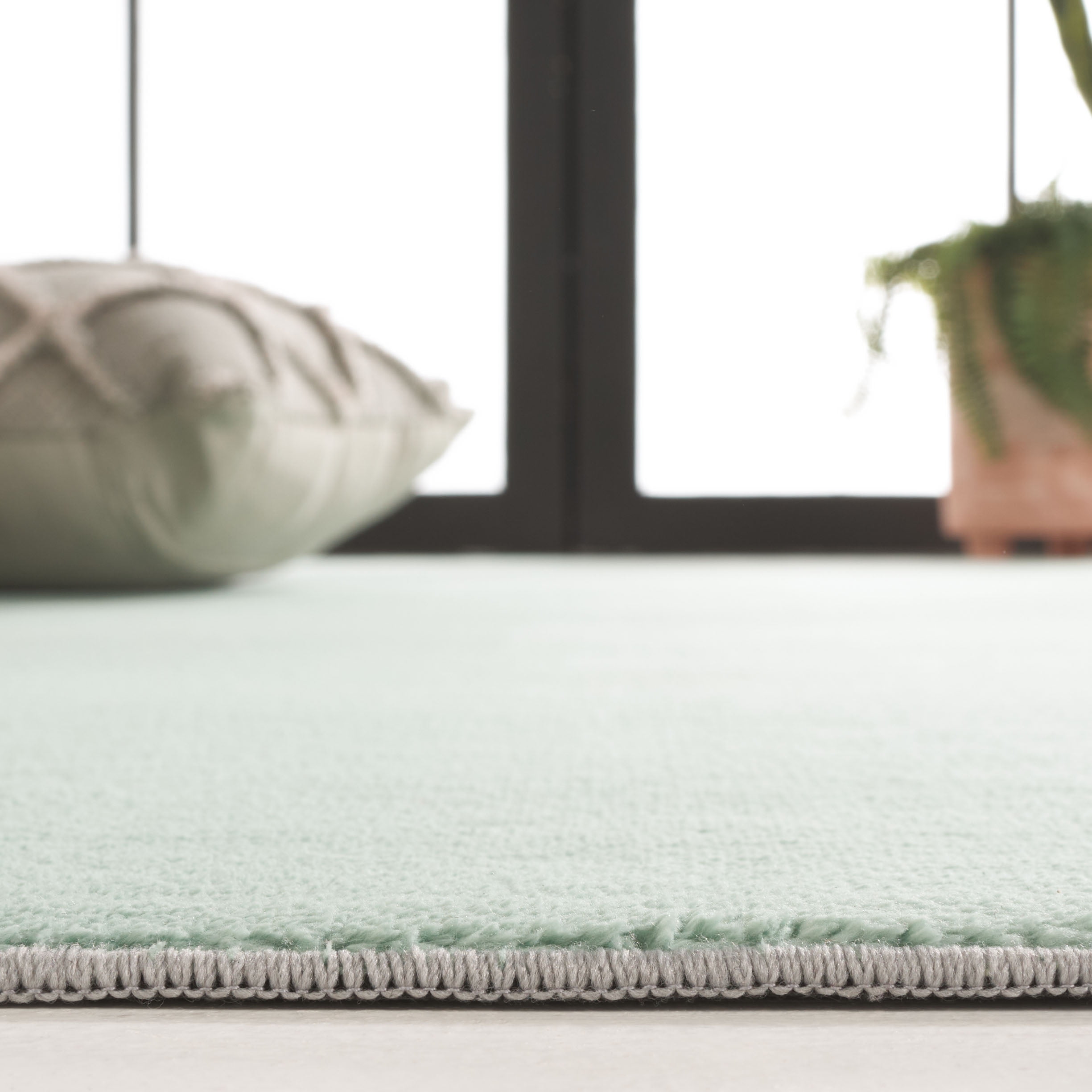 SAFAVIEH Loft Kalya Solid Machine Washable Area Rug, Sage, 6' x 6' Square