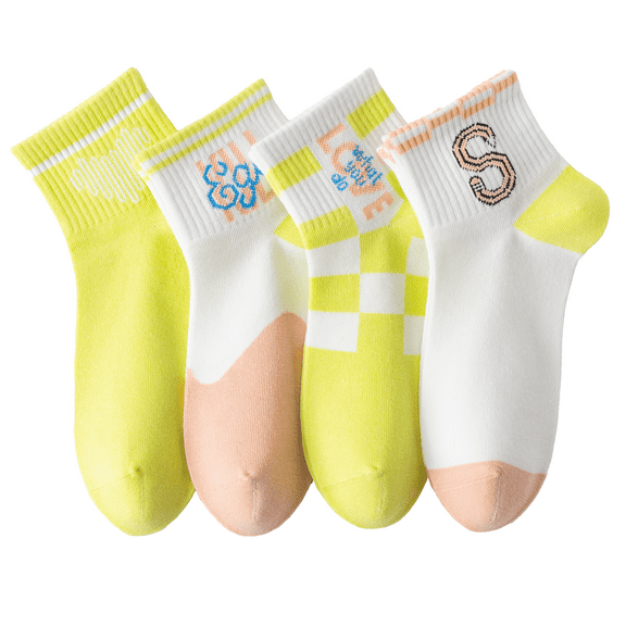 DIYBIRD Cute Crew Socks for Women Girl Combed Cotton Seamless Fashion Patterned Striped Casual Socks 4 Pairs 5-9