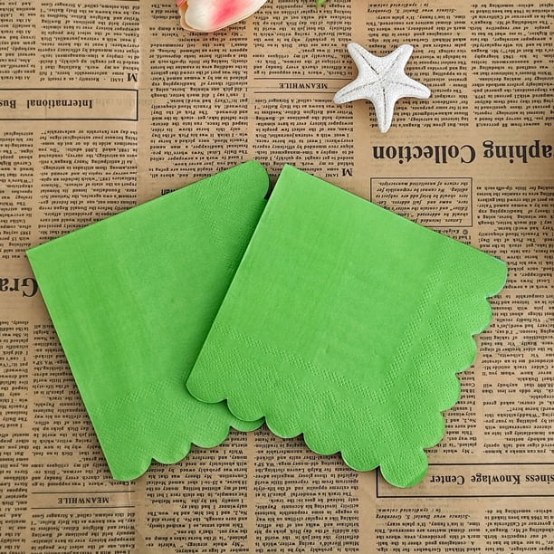 Xiao Hua 50 servilletas de doble capa dobladas de 12,5 x 12,5 cm, desechables, para cenas, bodas, cumpleaños, fiestas, bodas, aniversarios, recepciones y eventos (verdes).