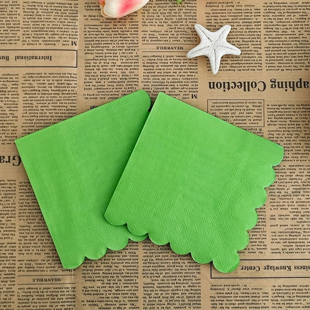 Nvzi 50 servilletas de 2 capas dobladas de 4,92 x 4,92 pulgadas, desechables, para cenas, bodas, cumpleaños, fiestas, bodas, aniversarios, recepciones y eventos (verde)