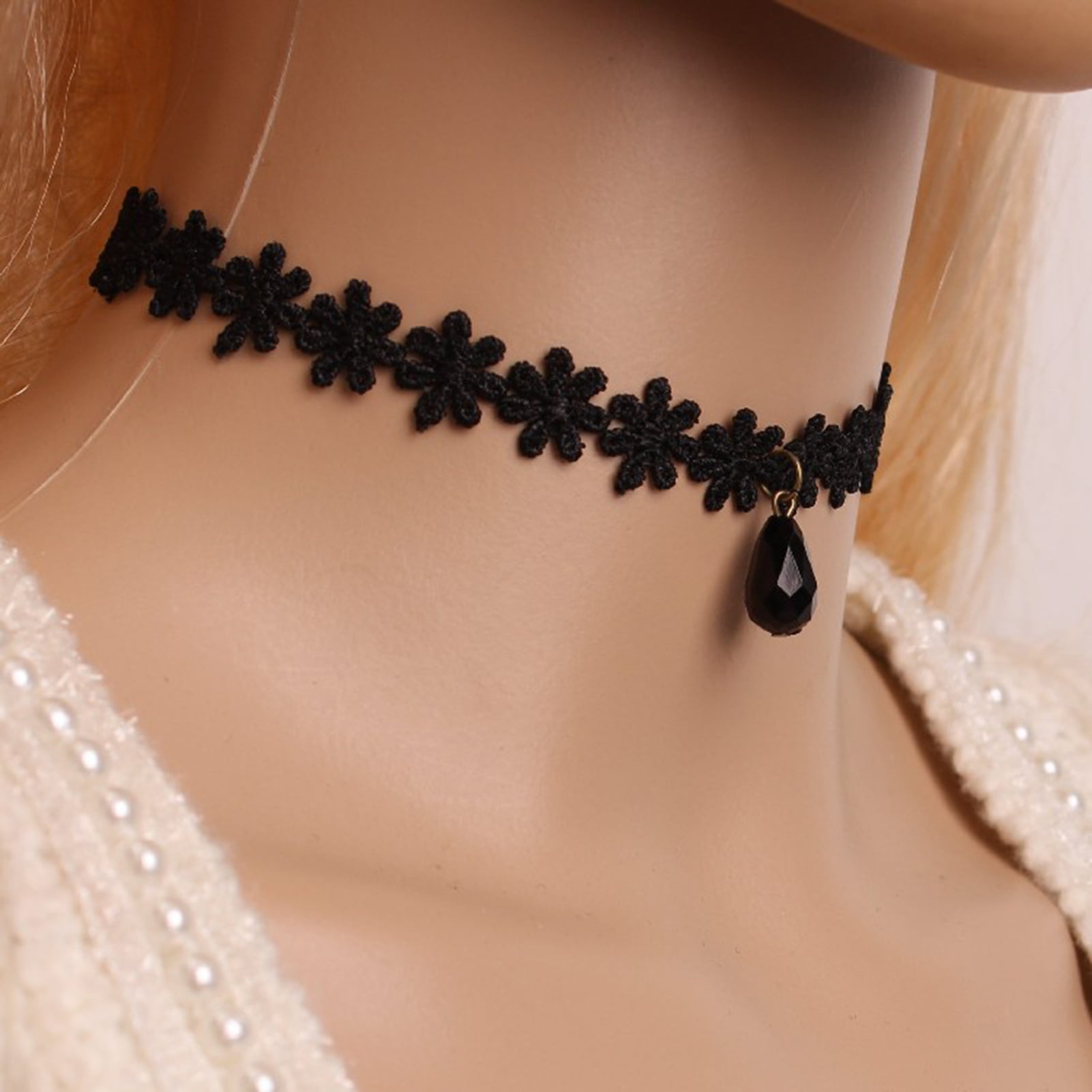 Sexy Choker in Black and White – Risette Lingerie