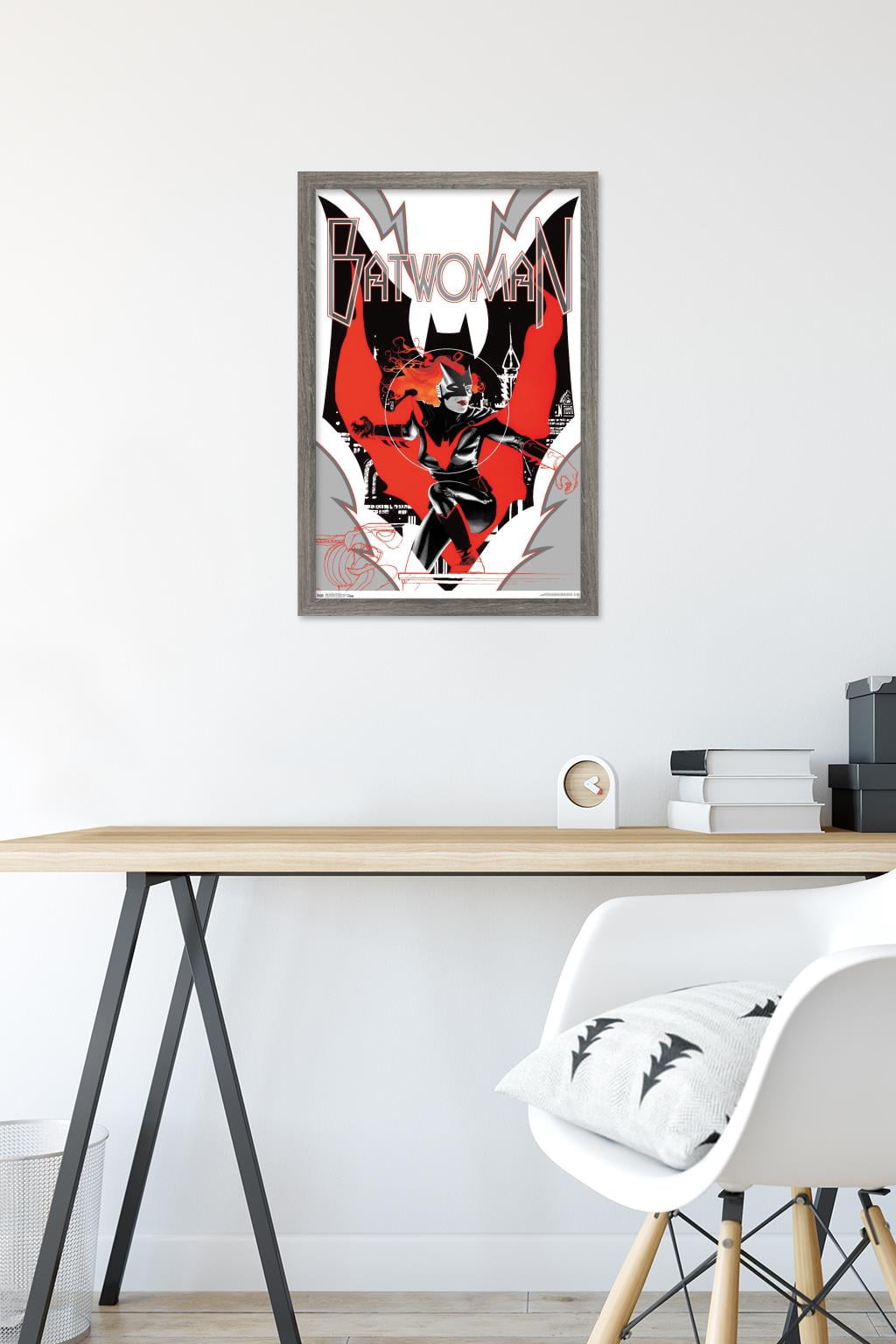 DC Comics - Batwoman Wall Poster, 14.725" x 22.375", Framed