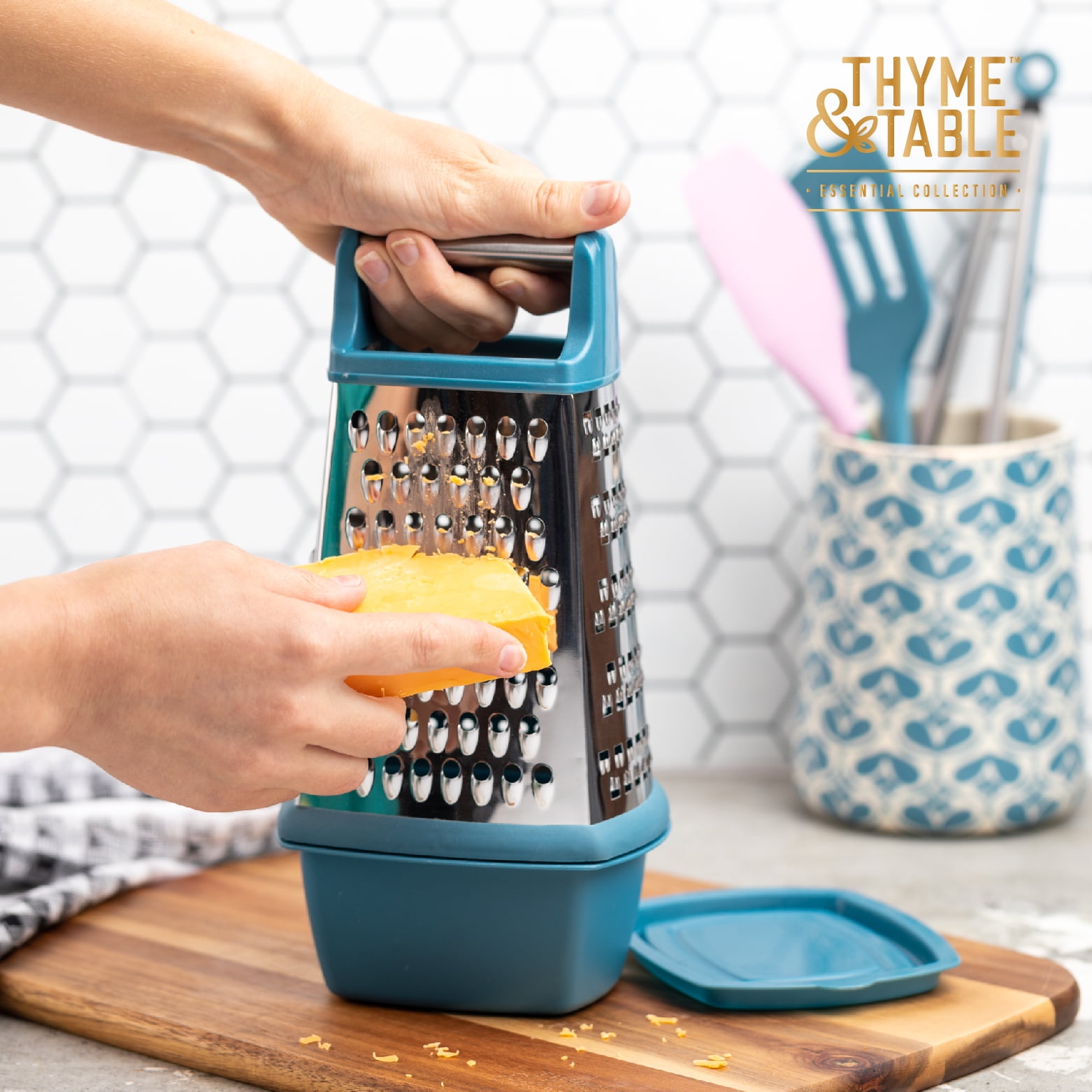 Kitchen & Table by H-E-B Box Grater with Storage