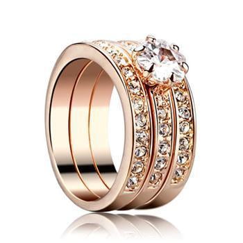 Three Ring Design Inlaid Crystal Zircon Fashion Ring Creative Alloy Plated Jewelry Women's Statement Ring Elegant Party Ring Gift for Her