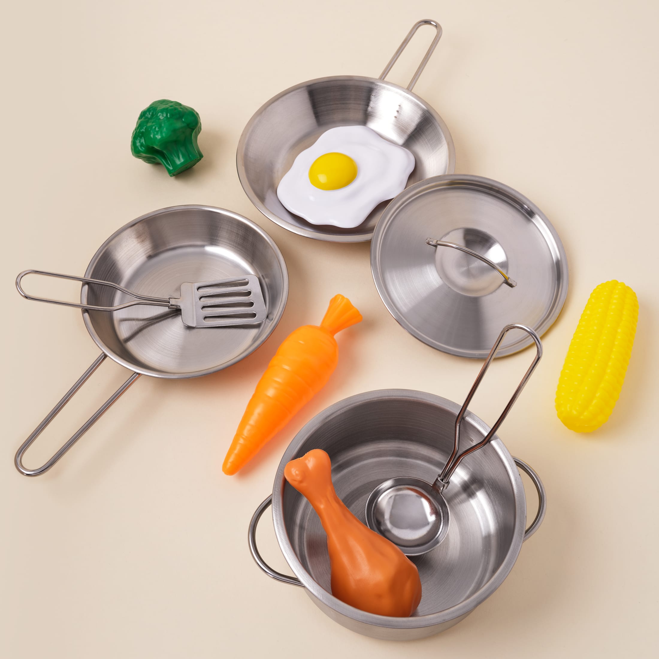 KidKraft Deluxe Cookware Metal Play Set with 11 Pieces of Play Food - image 2 of 5