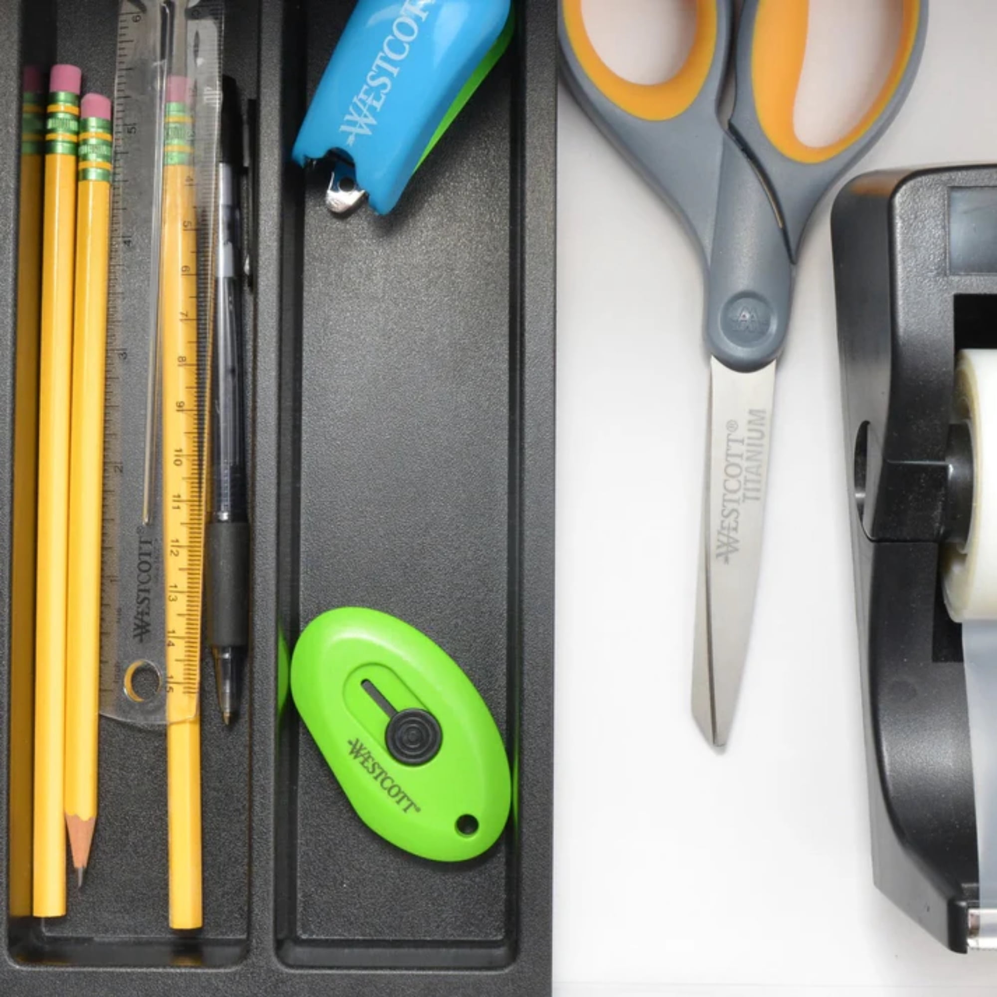 Westcott 2-pack Compact Magnetic Ceramic Retractable Blade Box Cutter