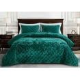 thumbnail image 2 of Chezmoi Collection Lux Emerald Green Velvet Quilt King Set, 3-Piece Lush Plush Distressed Velvet Bedding All Season Lightweight Bedspread Brushed Microfiber Reverse with Diamond Stitch Quilting, 2 of 9