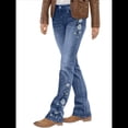 thumbnail image 2 of Vaqueros de Corte Acampanado, Elásticos, de Cintura Media y con Bordado Floral para Mujer, con Bolsillos Azul XXL, 2 of 10