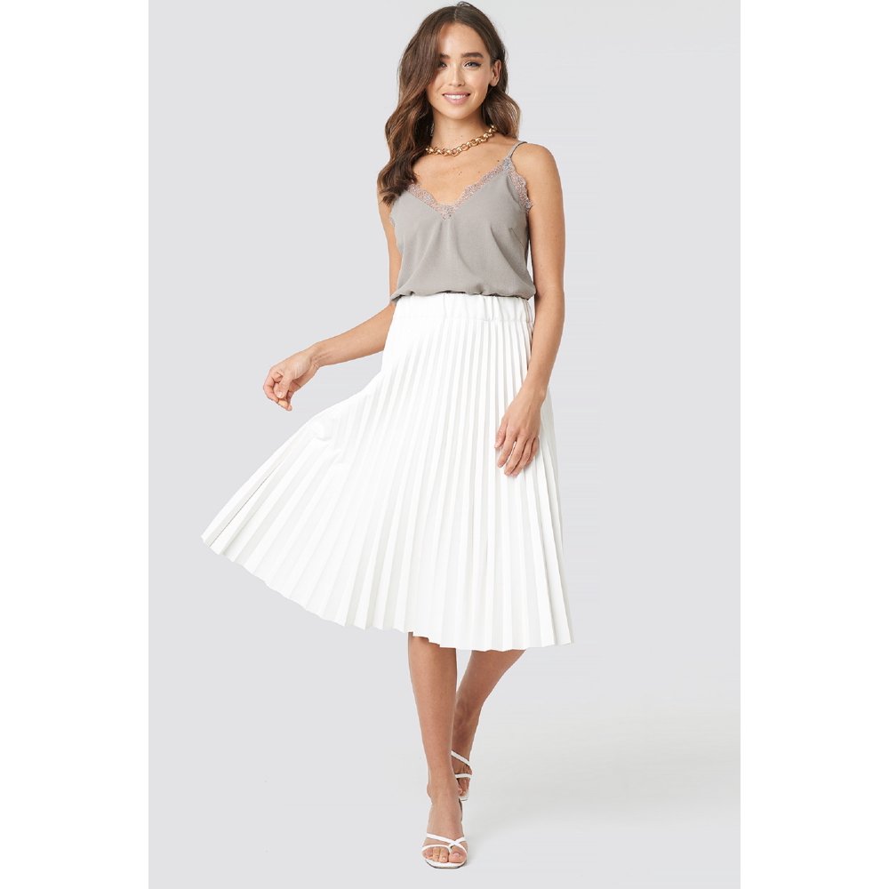 white midi skirt outfit