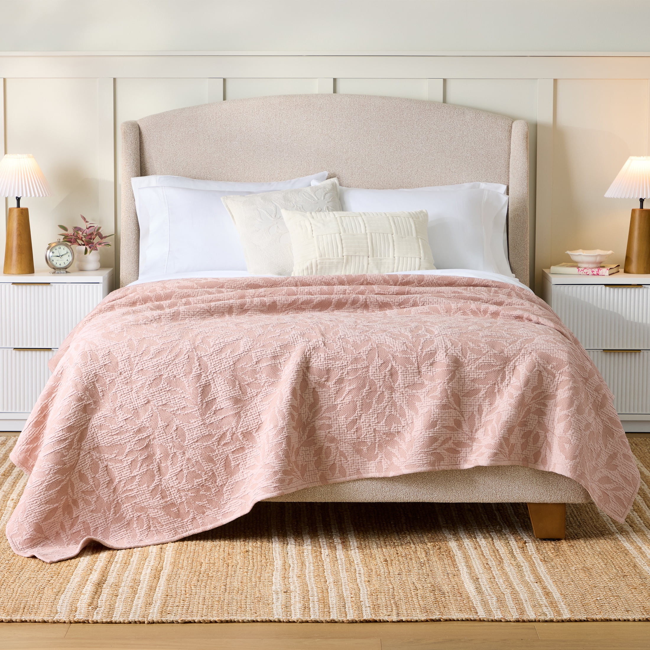 Better Homes & Gardens Botanical Double Cloth Quilt, Full/Queen, Antique Blush Bedding