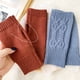 thumbnail image 4 of Guantes de punto de media sección para mujer, lindos guantes de invierno con dedos abiertos, guantes de lana para parejas de hombres y mujeres para estudiantes, 4 of 6
