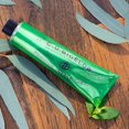 thumbnail image 2 of Crema de afeitar C.O. Bigelow Premium Shave 150 ml para hombre, 2 of 7