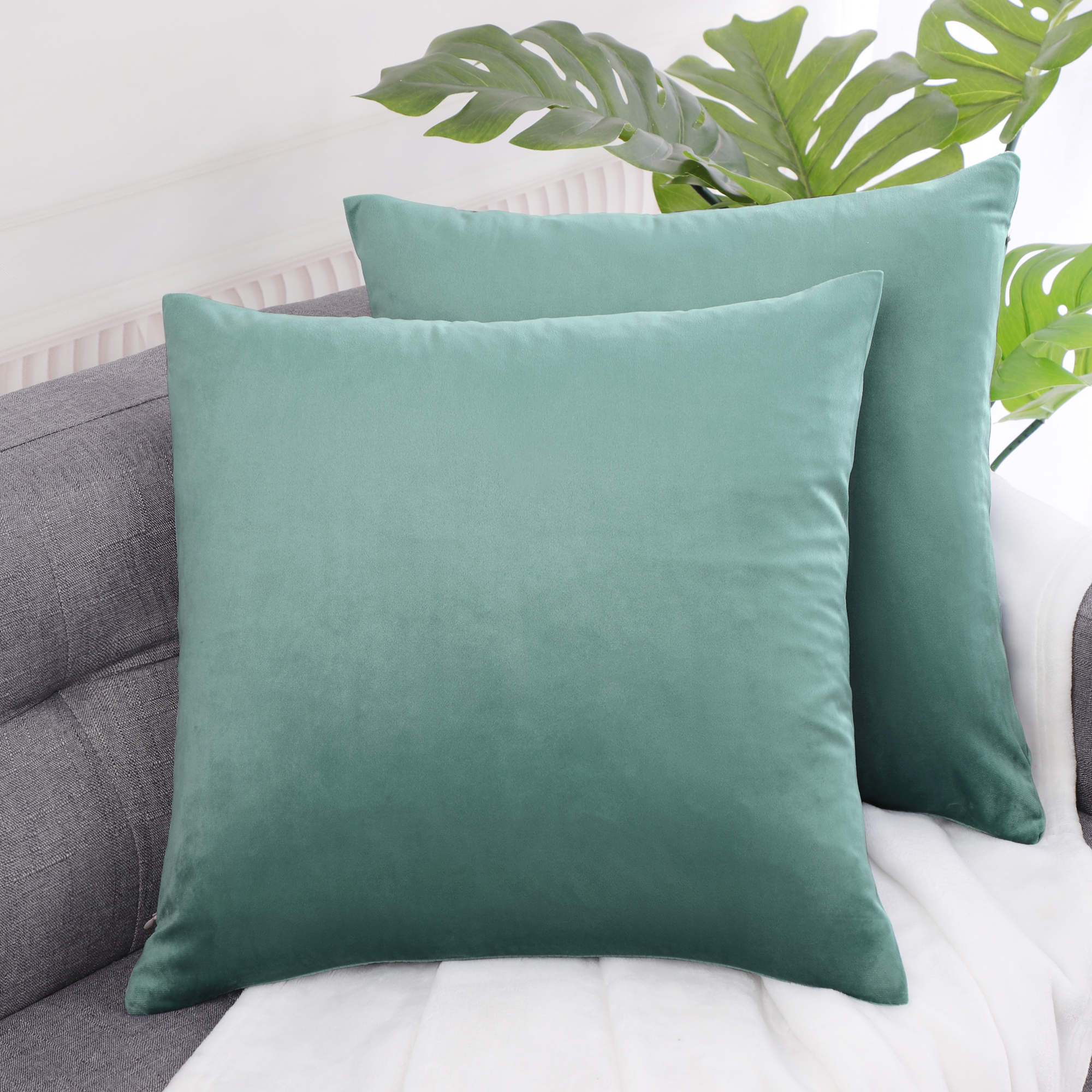 Unique Bargains Velvet Decorative softCushion Throw Pillow Cover 18" x 18" Seagreen