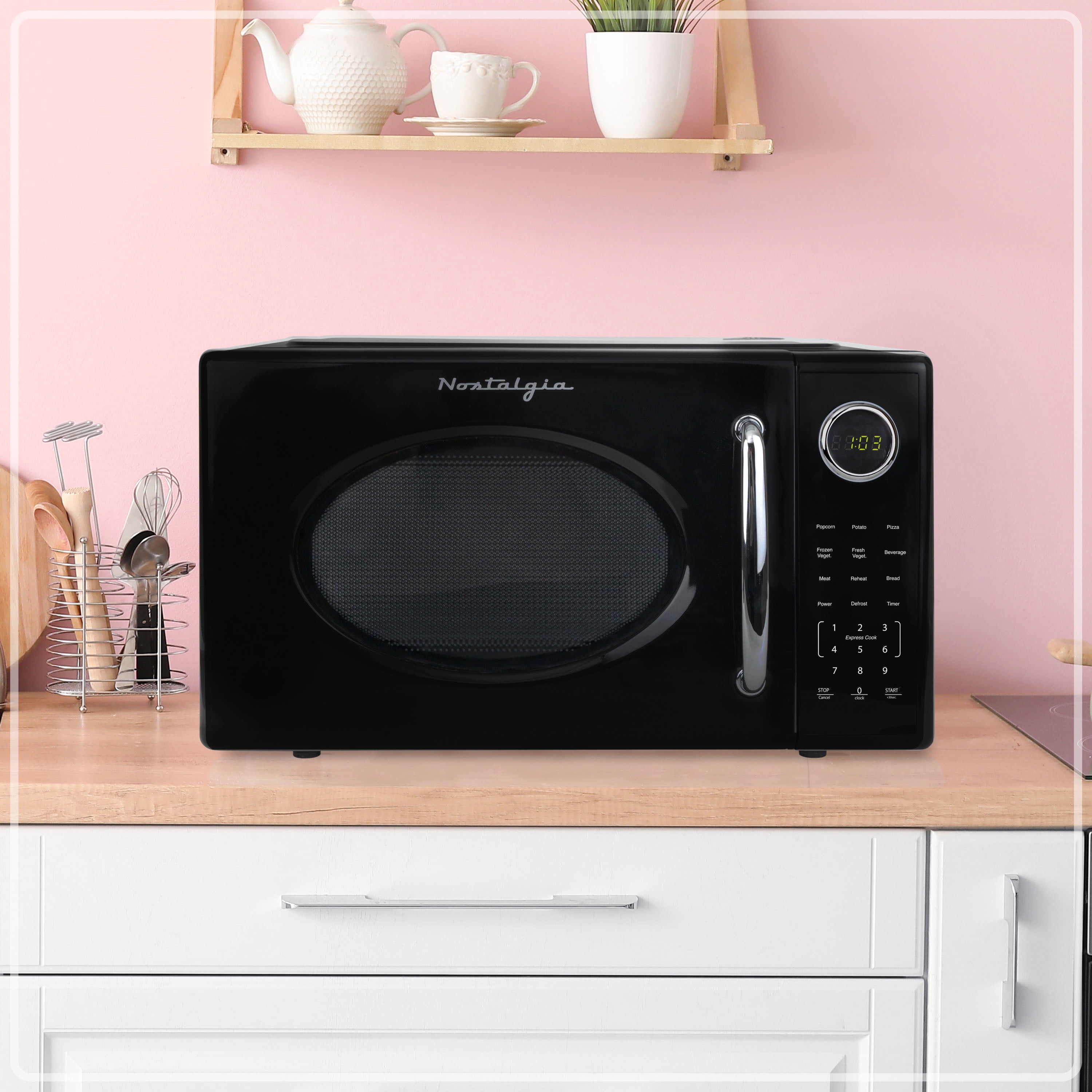 Nostalgia 1.1 cu ft Retro Microwave Oven, 1000W Countertop Microwave Oven with 8 Auto Cook Programs, Black