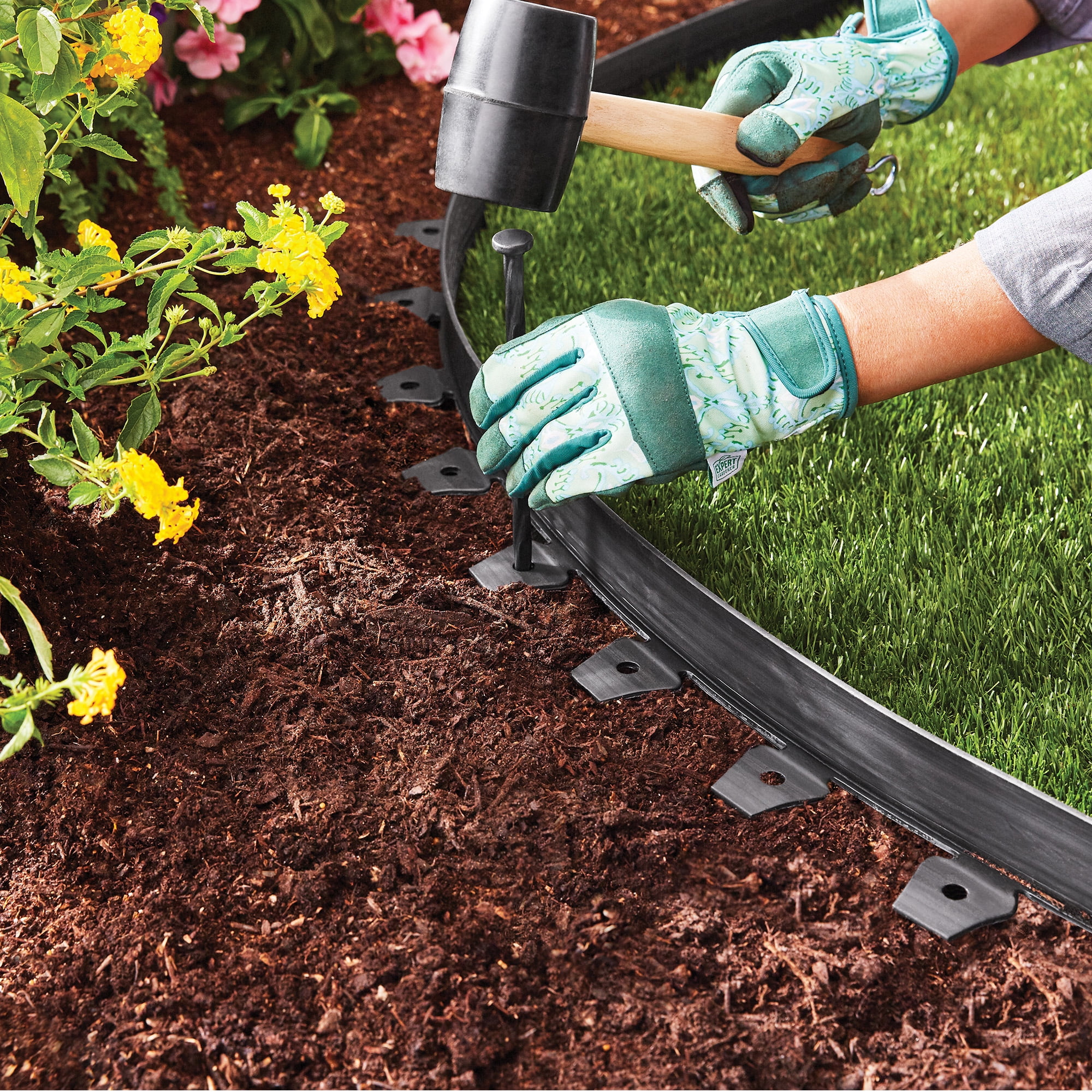 Expert Gardener 2.5" x 40' Black No-Dig Landscape Edging Kit