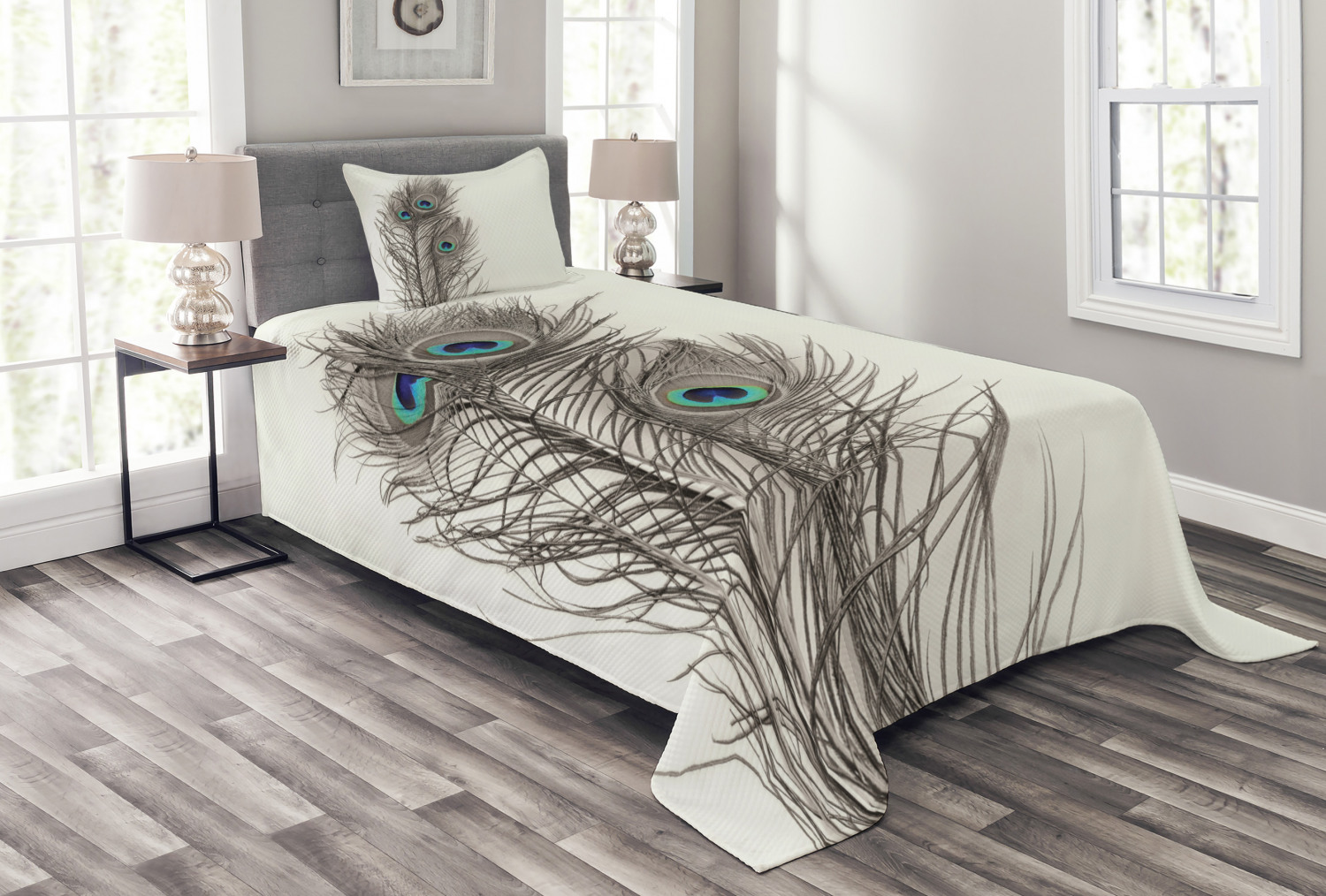 Peacock Bedspread Set, Feathers of Exotic Bird on White Backdrop Bohemian Wildlife Composition