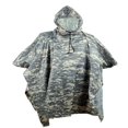 thumbnail image 1 of PMVFHDE Veste de Pluie de Randonnée pour Hommes Poncho de Pluie à Capuche avec Poche pour Hommes Femmes Adulte Imperméable Léger Unisexe Randonnée Camping Vert, Taille Unique, 1 of 2