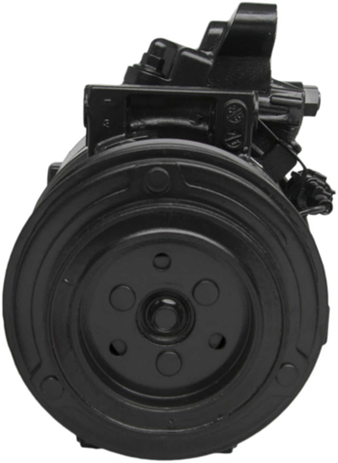 Four Seasons A/C Compressor P/N:67682 Fits select: 2009-2013 INFINITI G37, 2014-2017 INFINITI QX50