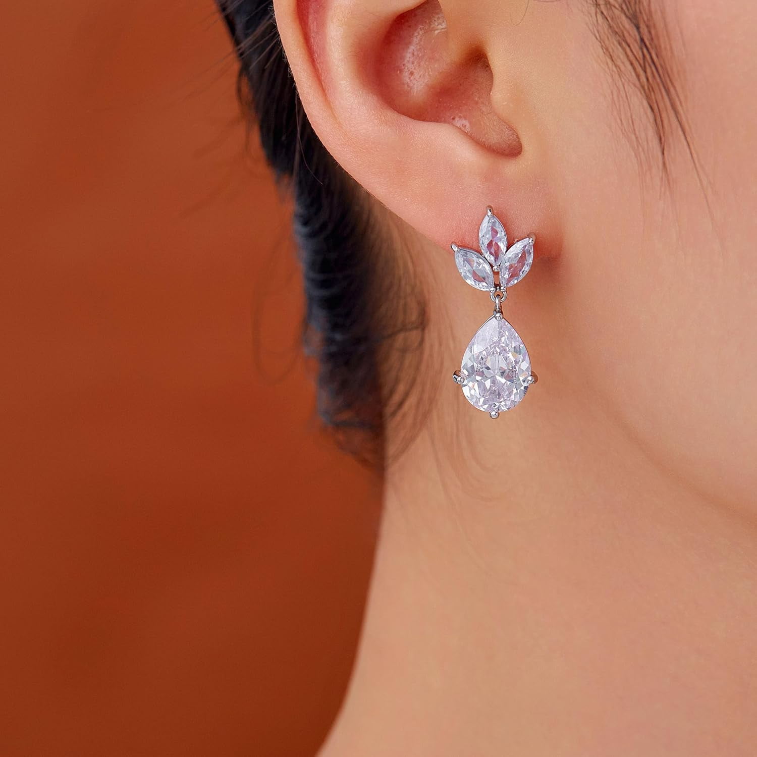 1pair Elegant Teardrop Brass Micro Pave Clear Cubic Zirconia Stud Earrings