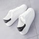 thumbnail image 1 of Zapatos blancos de mujer para primavera y otoño, zapatos de mujer para estudiantes, zapatos planos de moda, zapatillas deportivas casuales para primavera y otoño que combinan con todo, 1 of 4