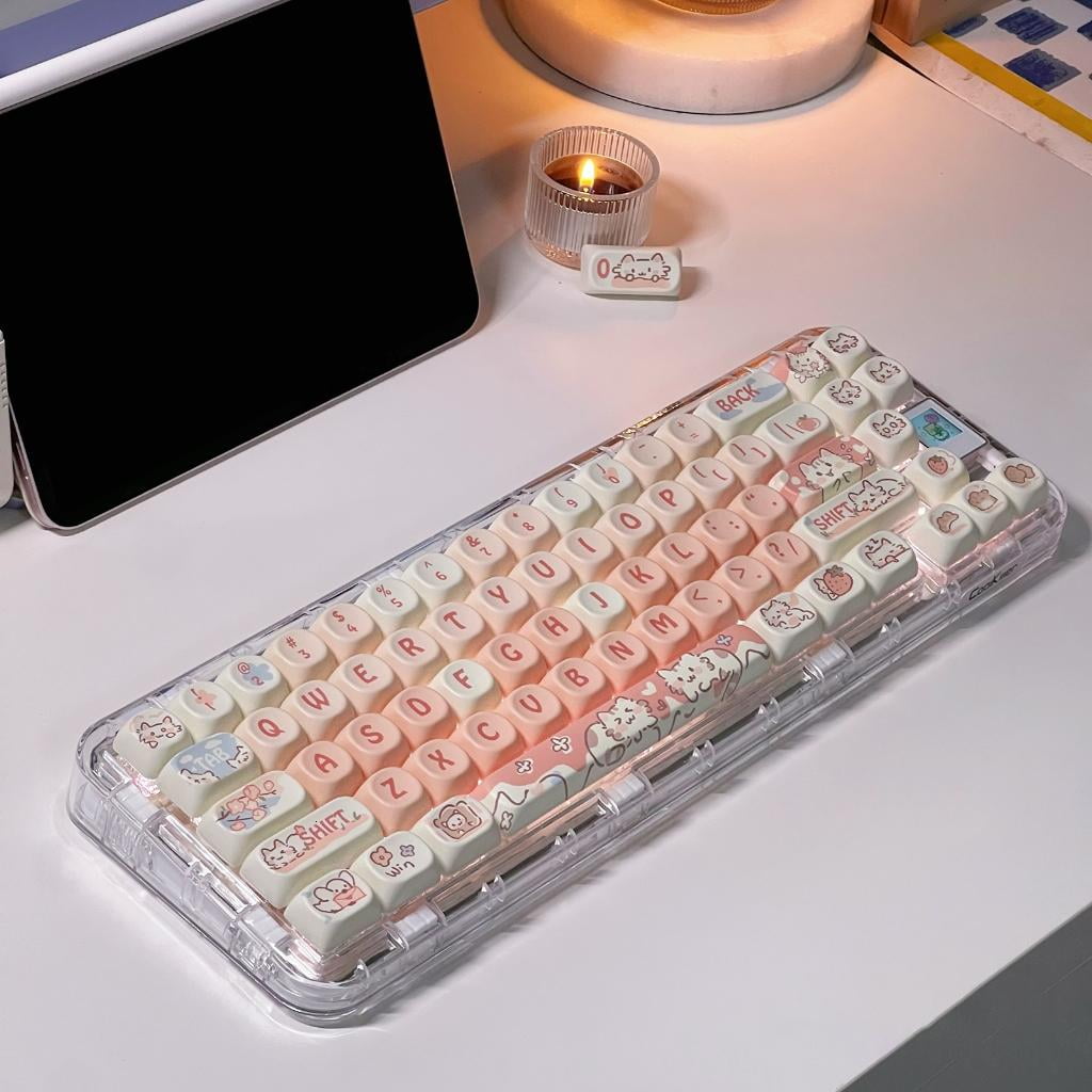 WE-POLUJ MOA Height Keycaps 132Piece Heat Sublimated Color Strawberry Kitten Keycaps Set Customization for Mechanical Keyboards