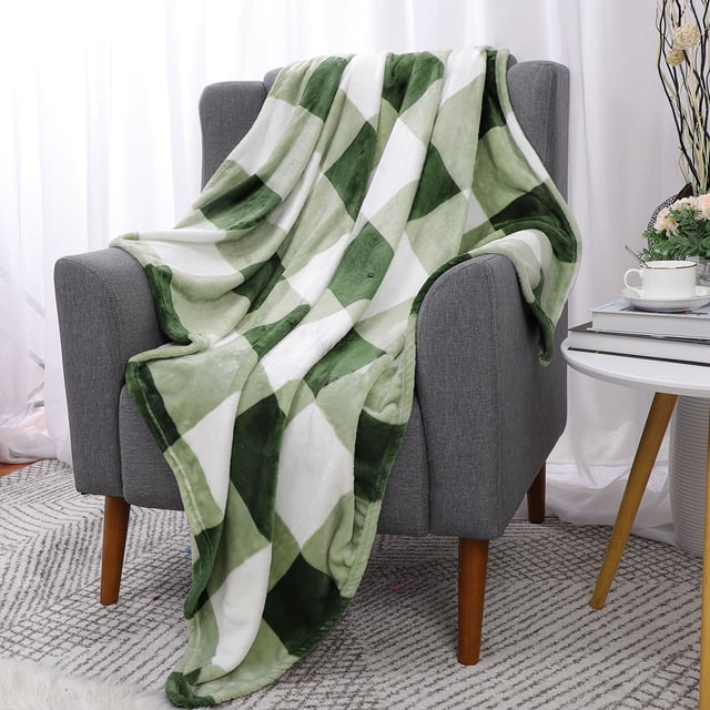 PiccoCasa Plaid Blanket Fuzzy Plush Blanket for Bed, Green and White Twin/60"*78"