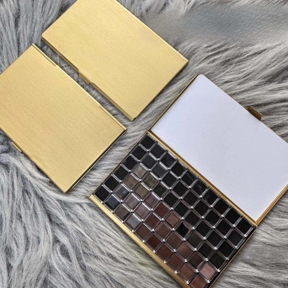 Slccxzc Empty Brass Watercolor Palette Tin Box, Travel Paint Case with Lid for Outdoor