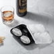 thumbnail image 4 of La bandeja de hielo y el molde para hielo se pueden reutilizar para hacer 4 moldes de hockey sobre hielo, lo cual es muy adecuado para whisky y cócteles., 4 of 5