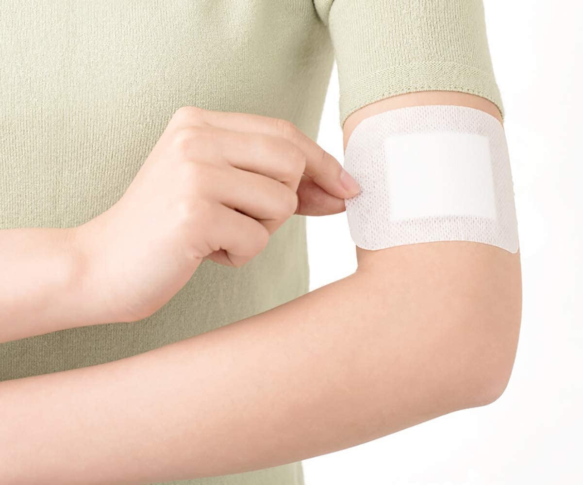 Dukal Island Dressing. Pack of 25 Adhesive Dressings 4 x 4 for Wound Protection. Sterile dressings with Non-Adherent Island pad. Single use & Latex-Free.