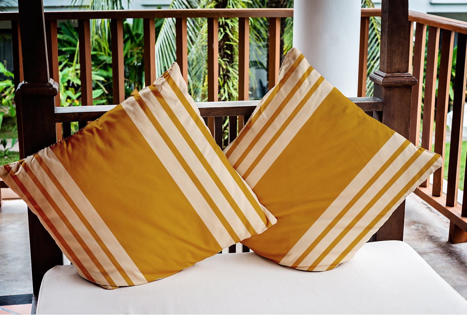 Simply Daisy 16" x 16" Stripe Indoor/Outdoor Polyester Throw Pillow, Autumn Gold