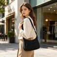 thumbnail image 2 of Bolso bandolera de nailon para mujer, bolso de hombro informal, bolso ligero, bolso moderno para el día a día, ideal para el trabajo, la escuela y los viajes. Correa ajustable para guardar lo, 2 of 6