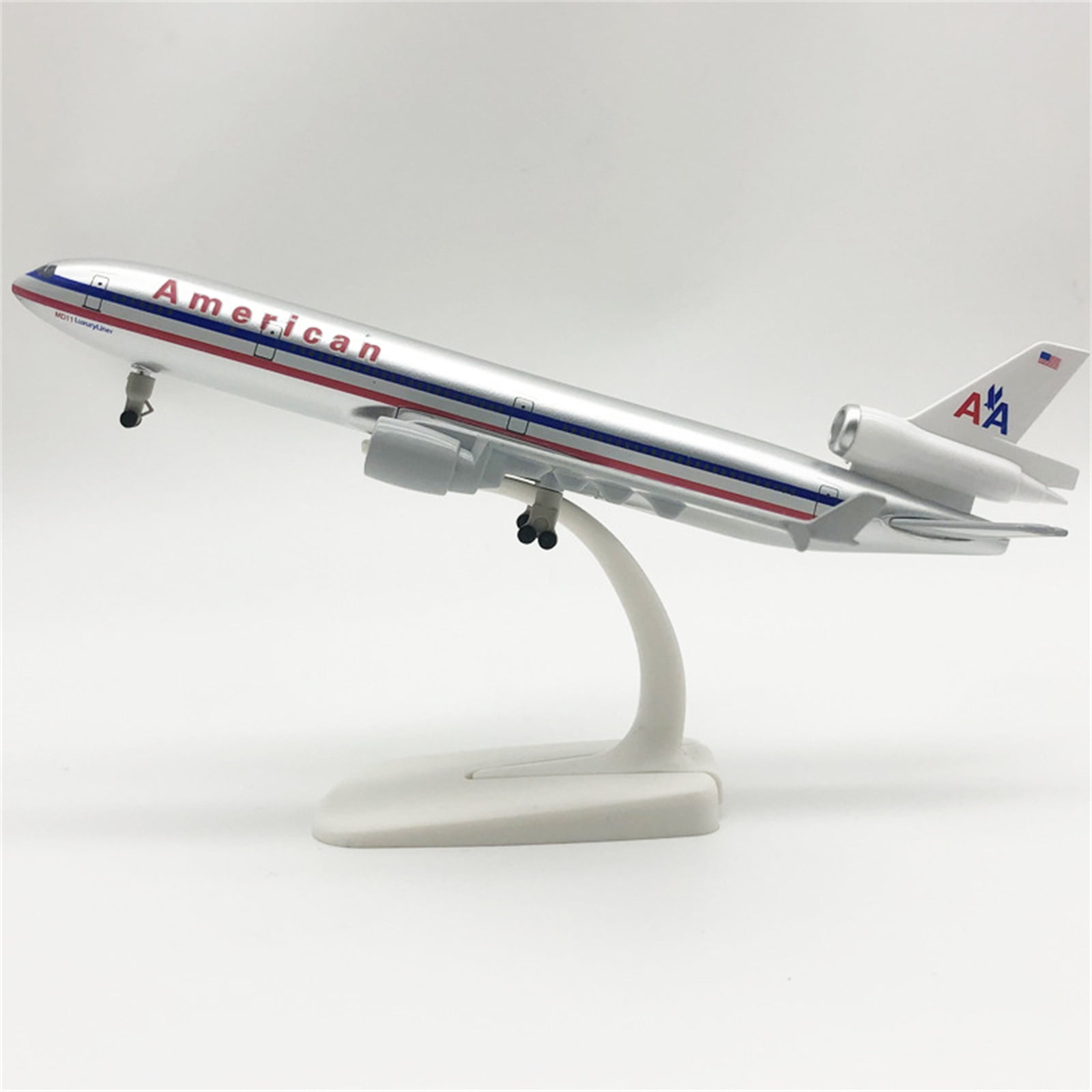 1:400 American MD-11 Diecast Airplane Model, 20CM, Alloy with Movable Wheels, Landing Gears, Display Stand for Aviation Enthusiasts