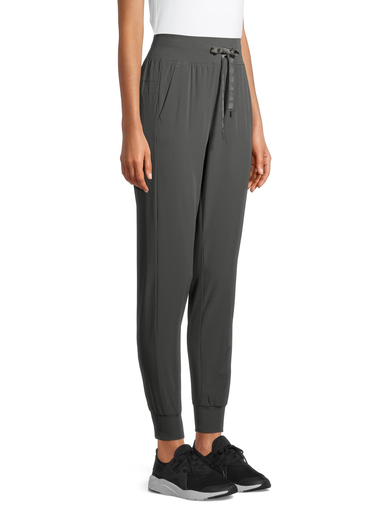 Apana joggers shop