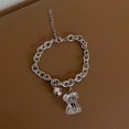 thumbnail image 4 of Pulsera de campana de oso punk, cadena gruesa de plata, cadena de mano, colgante de campana, arnés de mano, colgante de oso acrílico lindo, cadena de muñeca, regalo llamativo, 4 of 5